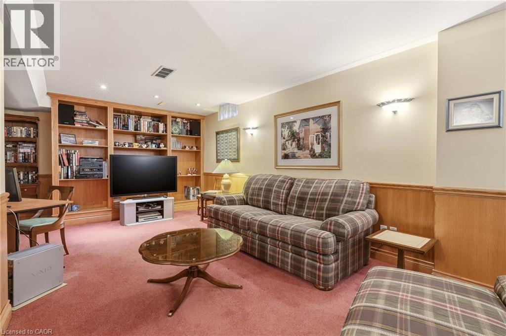 1156 AUGUSTUS Drive, Burlington, Ontario, L7S2K5 — Photo 40