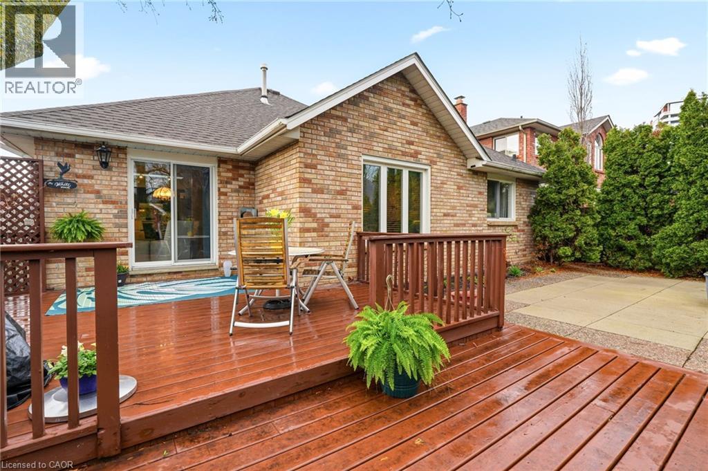 1156 AUGUSTUS Drive, Burlington, Ontario, L7S2K5 — Photo 43