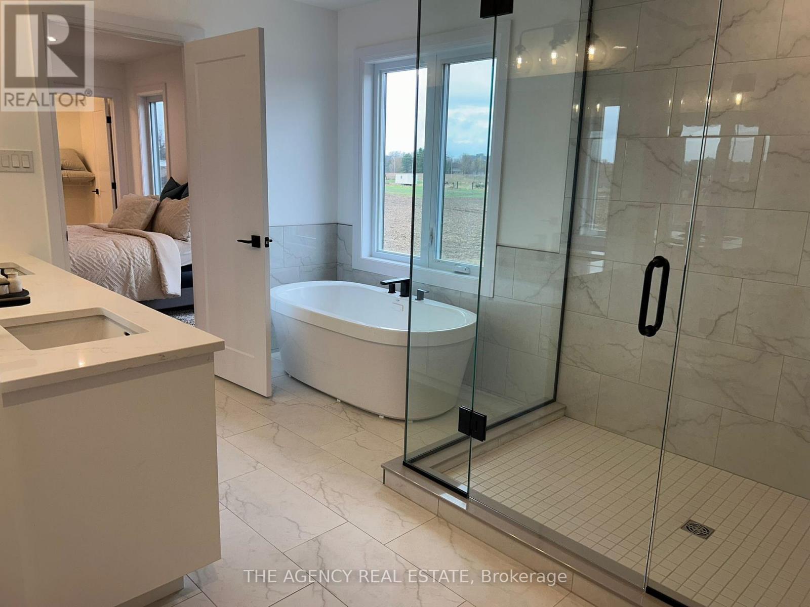 3140 REGIMENT ROAD W, London South (South V), Ontario, N6P0H2 — Photo 15