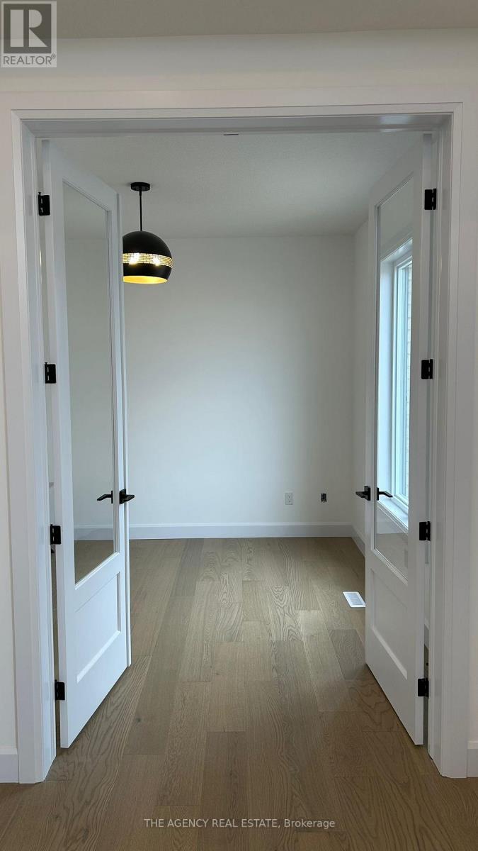 3140 REGIMENT ROAD W, London South (South V), Ontario, N6P0H2 — Photo 3