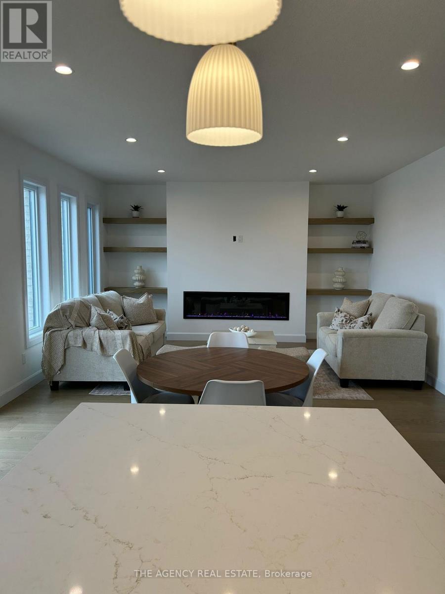 3140 REGIMENT ROAD W, London South (South V), Ontario, N6P0H2 — Photo 6