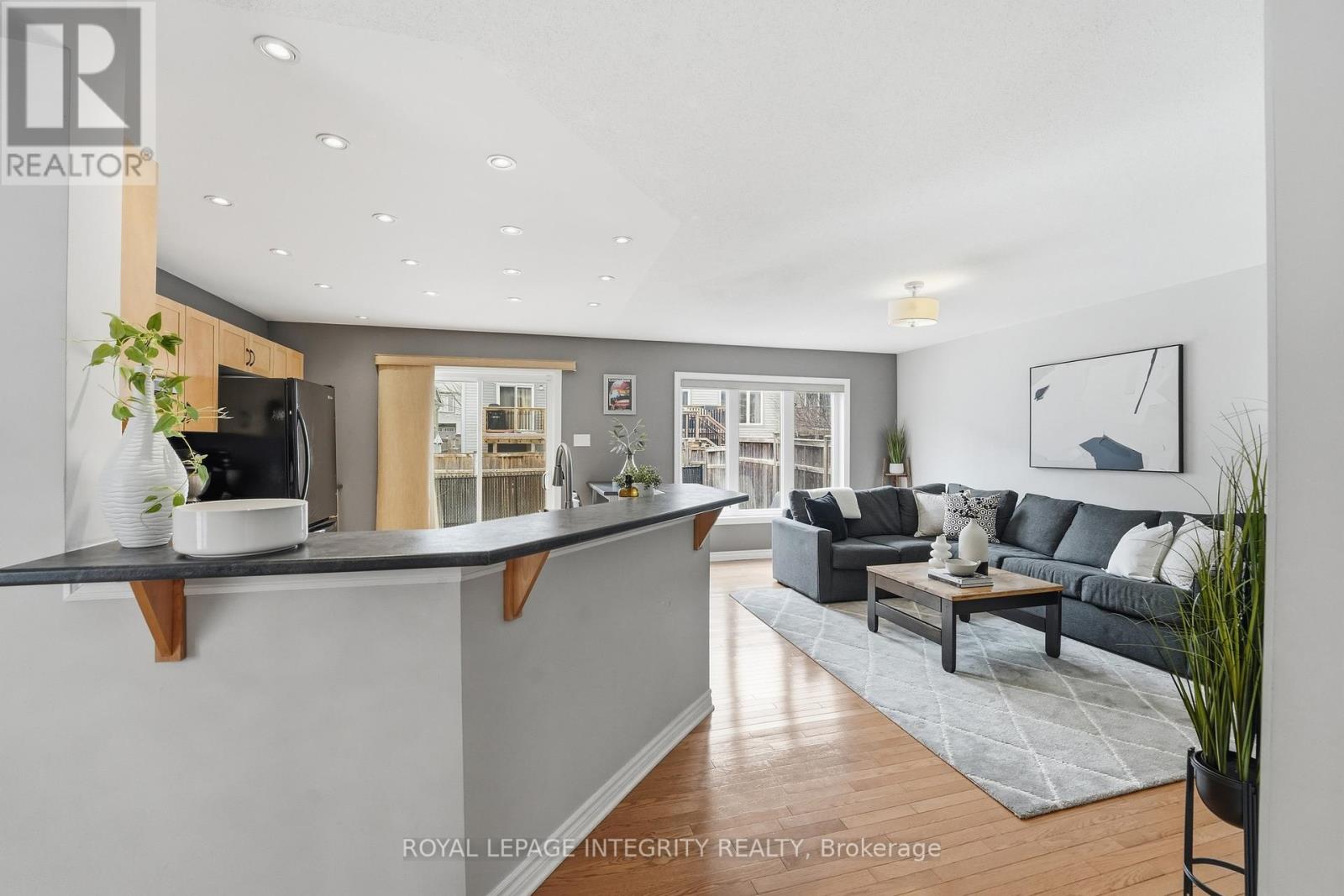 208 AQUILO CRESCENT, Ottawa, Ontario, K2S0L8 — Photo 7