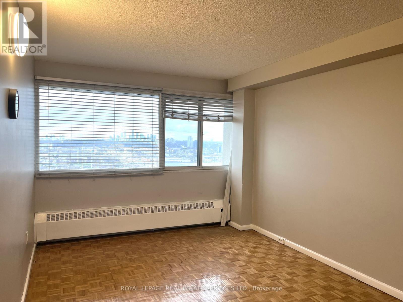 2707 - 735 DON MILLS ROAD, Toronto (Flemingdon Park), Ontario, M3C1T1 — Photo 12