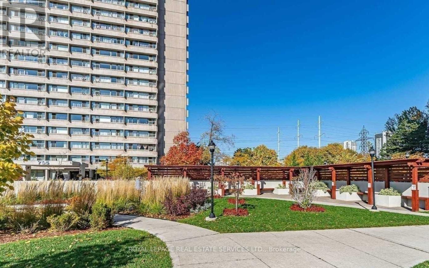 2707 - 735 DON MILLS ROAD, Toronto (Flemingdon Park), Ontario, M3C1T1 — Photo 2