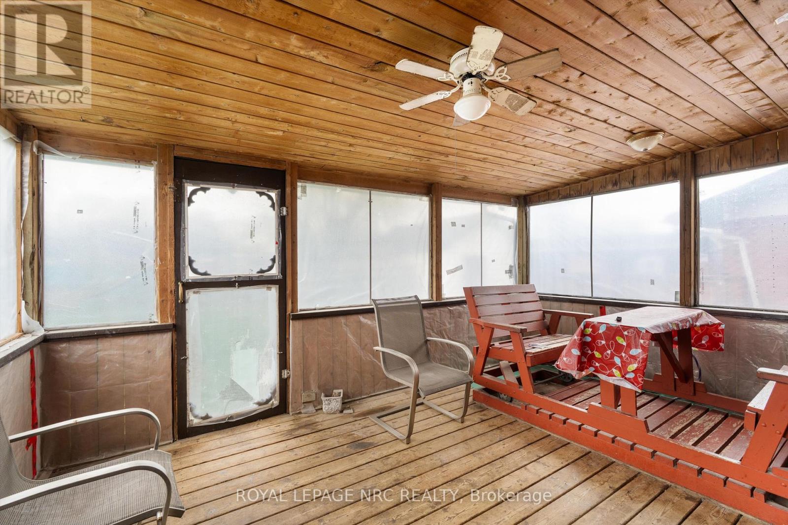 17 MILTON ROAD, St. Catharines (E. Chester), Ontario, L2P3E7 — Photo 12