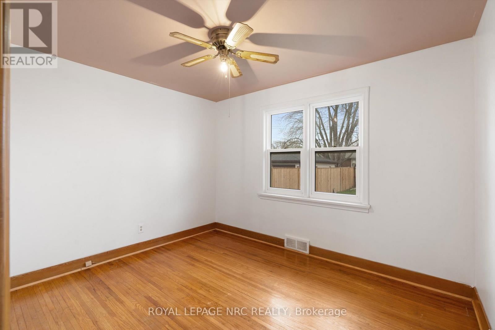 17 MILTON ROAD, St. Catharines (E. Chester), Ontario, L2P3E7 — Photo 20