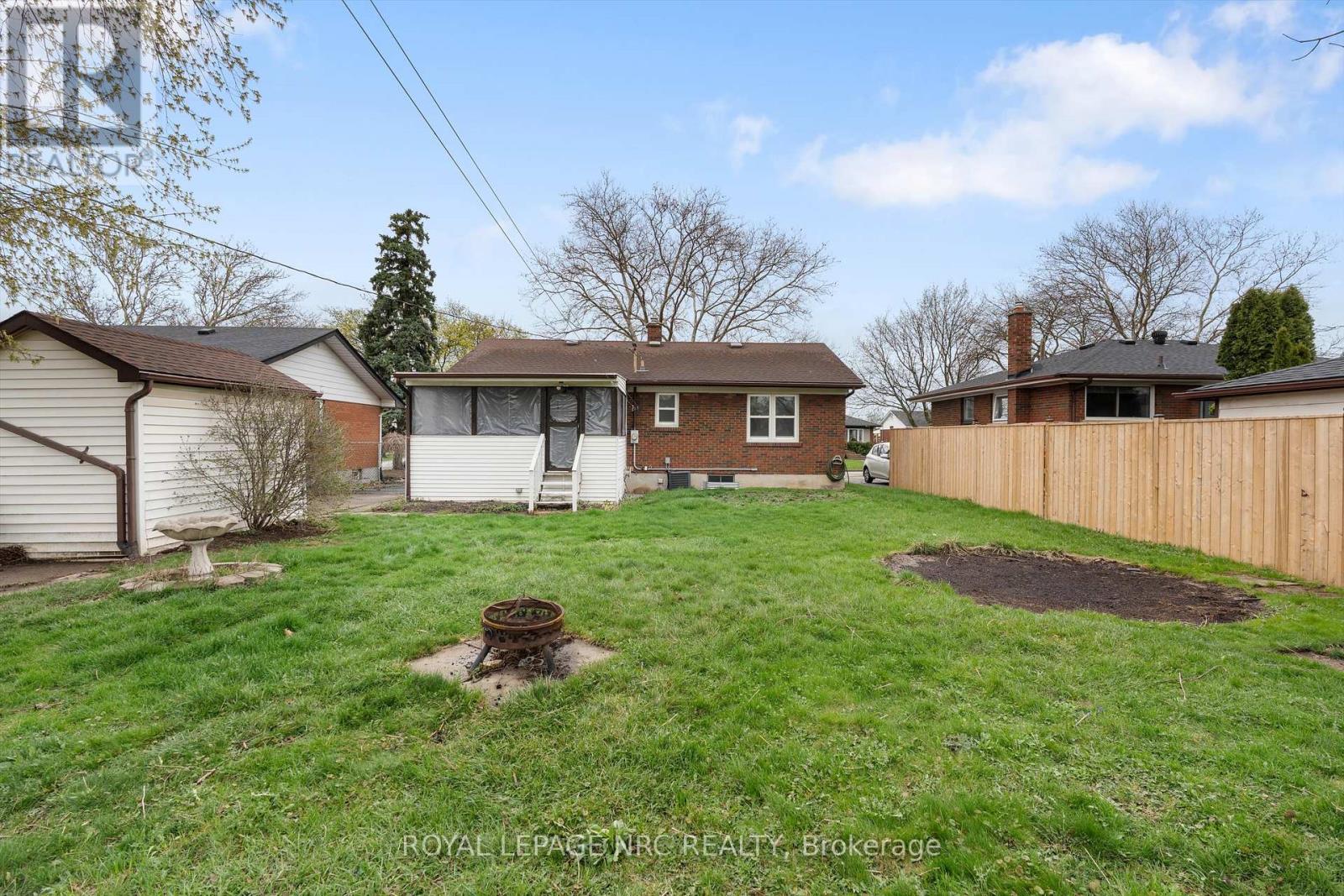 17 MILTON ROAD, St. Catharines (E. Chester), Ontario, L2P3E7 — Photo 33