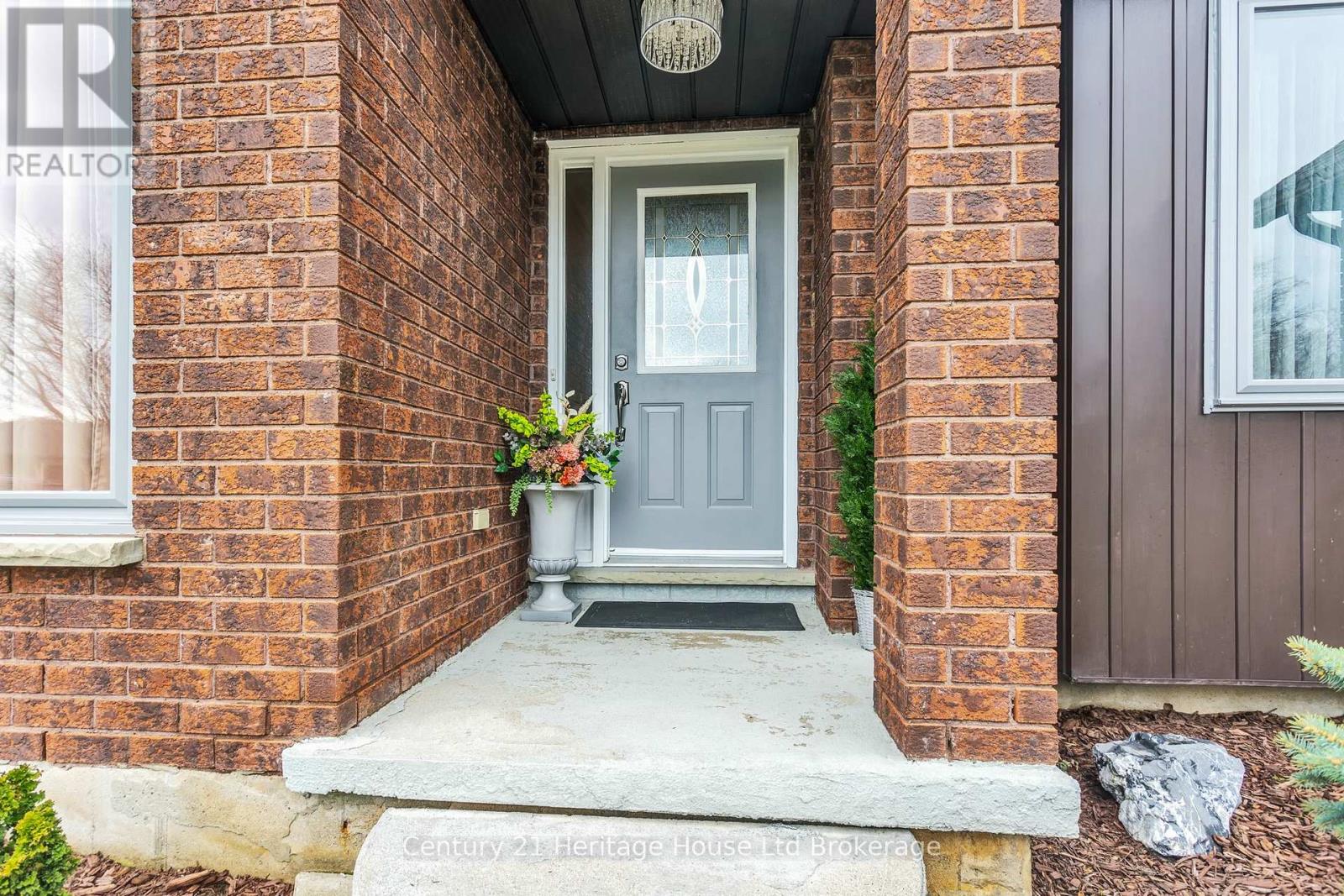 15 GIBSON DRIVE, Tillsonburg, Ontario, N4G5G4 — Photo 31