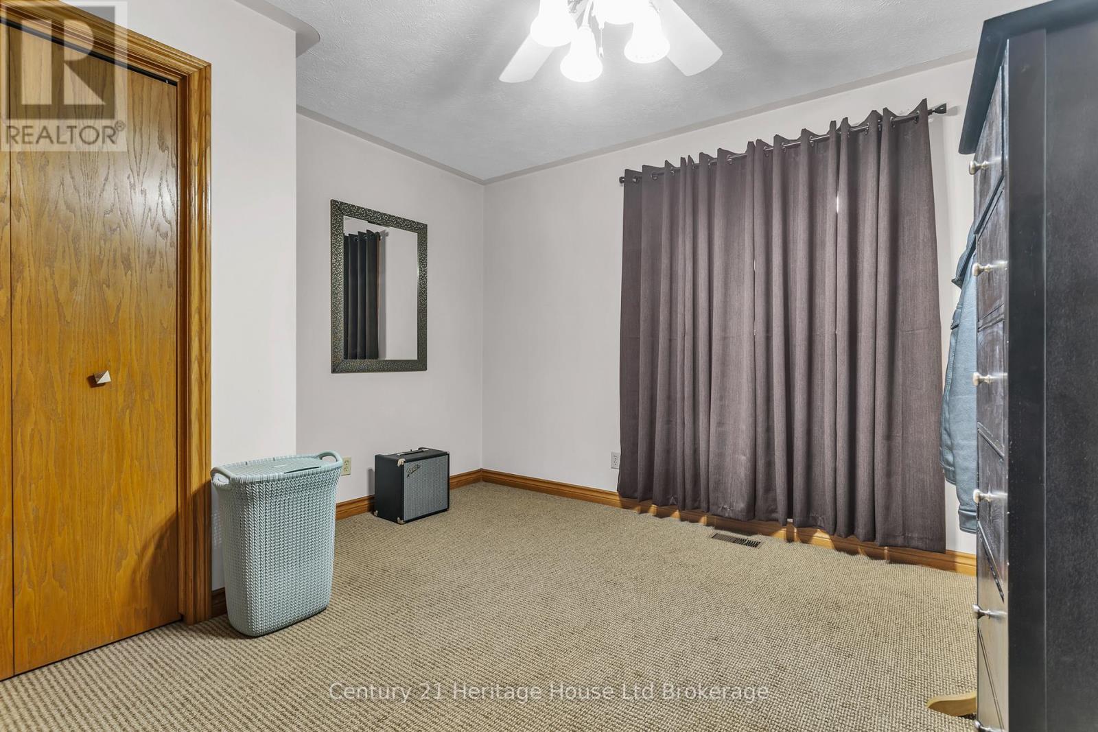 15 GIBSON DRIVE, Tillsonburg, Ontario, N4G5G4 — Photo 4