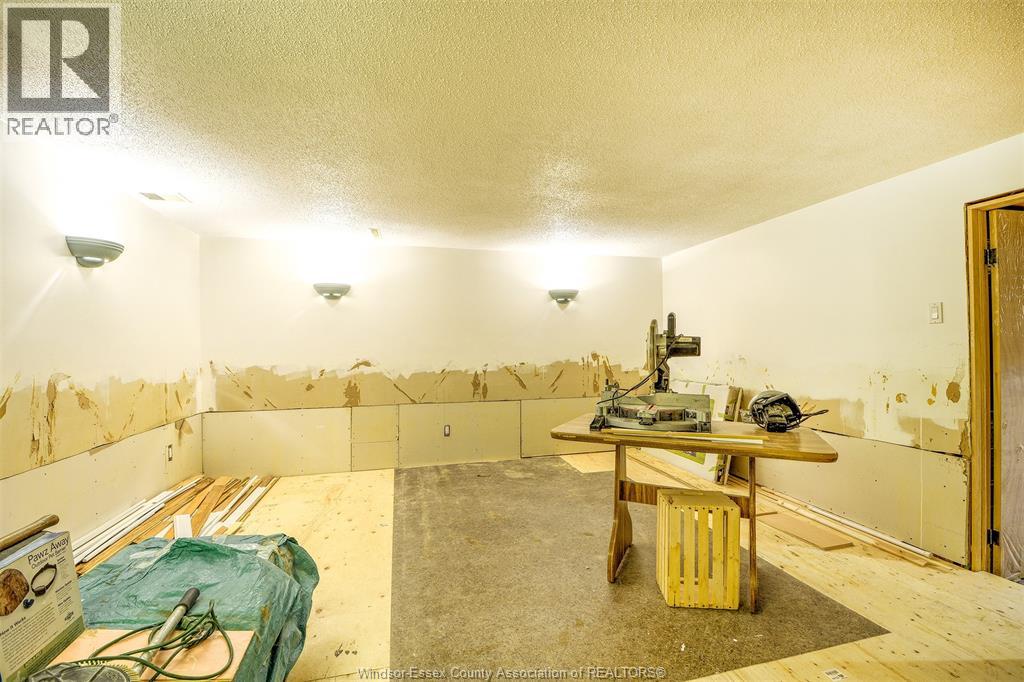 9445 ALTEN DRIVE, Windsor, Ontario, N8R1V9 — Photo 6