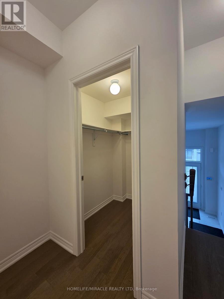 68 SINGHAMPTON ROAD, Vaughan (Kleinburg), Ontario, L4H3Y5 — Photo 4