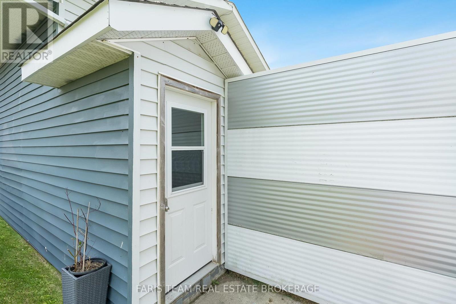 160 LAFONTAINE ROAD W, Tiny, Ontario, L9M0H1 — Photo 22