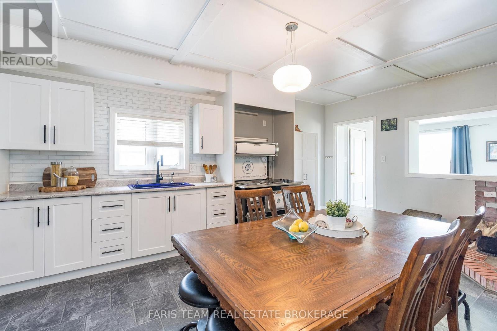 160 LAFONTAINE ROAD W, Tiny, Ontario, L9M0H1 — Photo 24