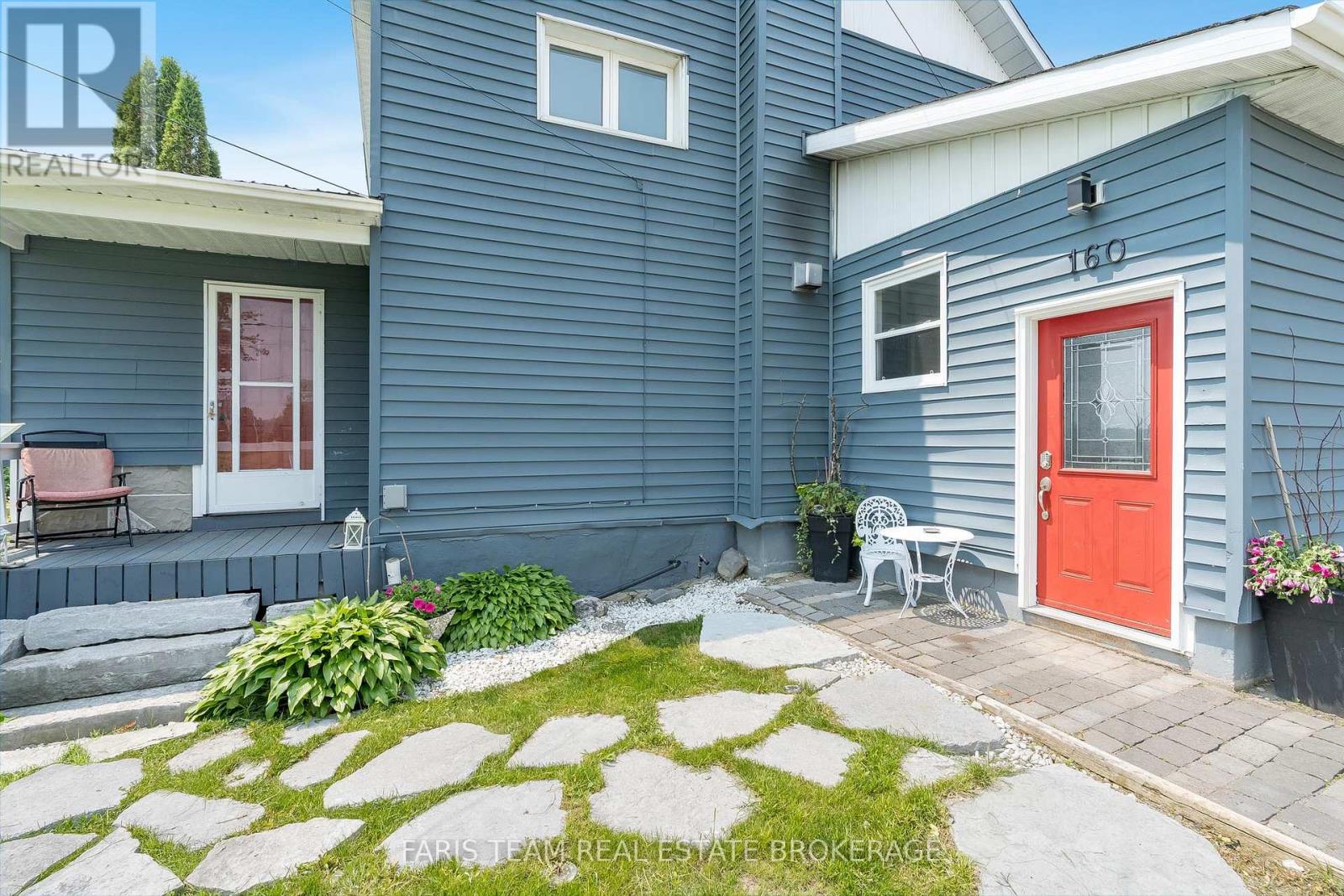 160 LAFONTAINE ROAD W, Tiny, Ontario, L9M0H1 — Photo 3