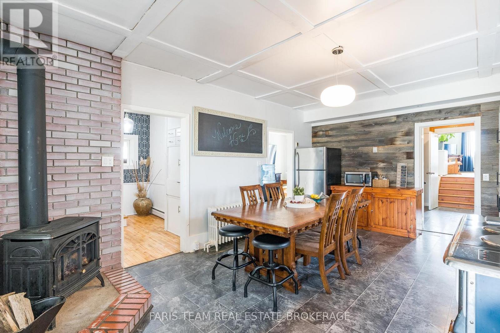 160 LAFONTAINE ROAD W, Tiny, Ontario, L9M0H1 — Photo 5