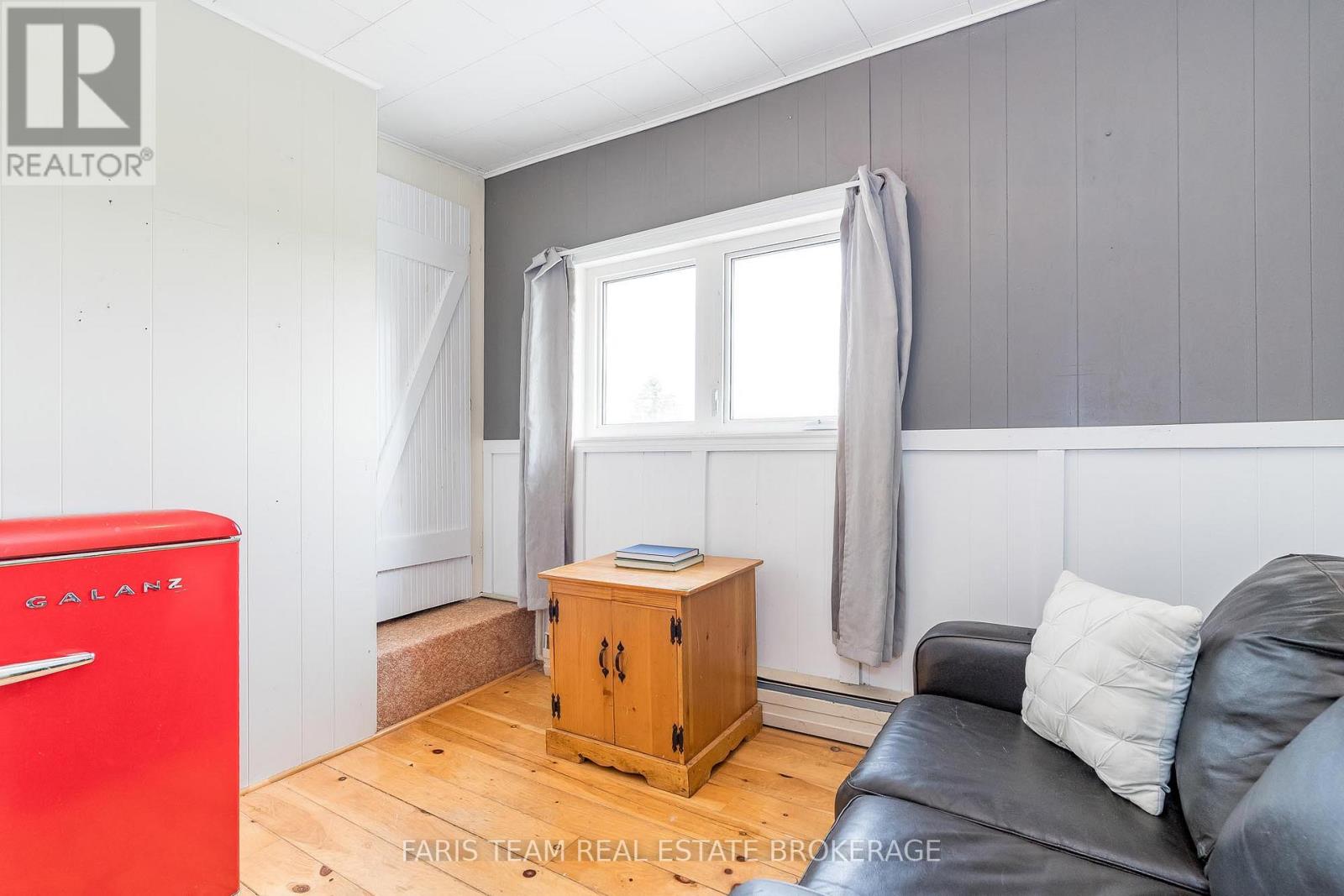 160 LAFONTAINE ROAD W, Tiny, Ontario, L9M0H1 — Photo 9