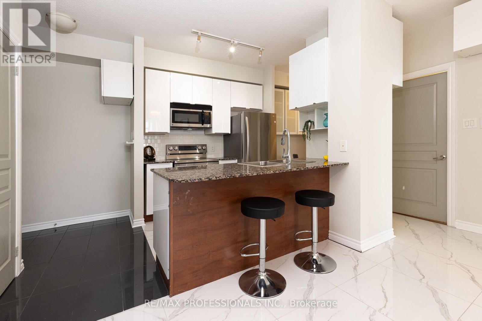 2701 - 3525 KARIYA DRIVE, Mississauga (Fairview), Ontario, L5B0C2 — Photo 4