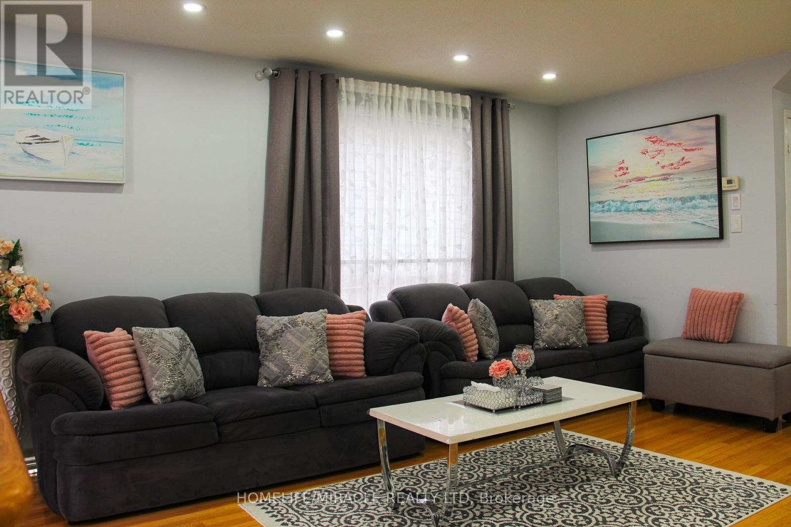 60 BUSHMILL CIRCLE, Brampton (Fletcher's Meadow), Ontario, L7A0K8 — Photo 7