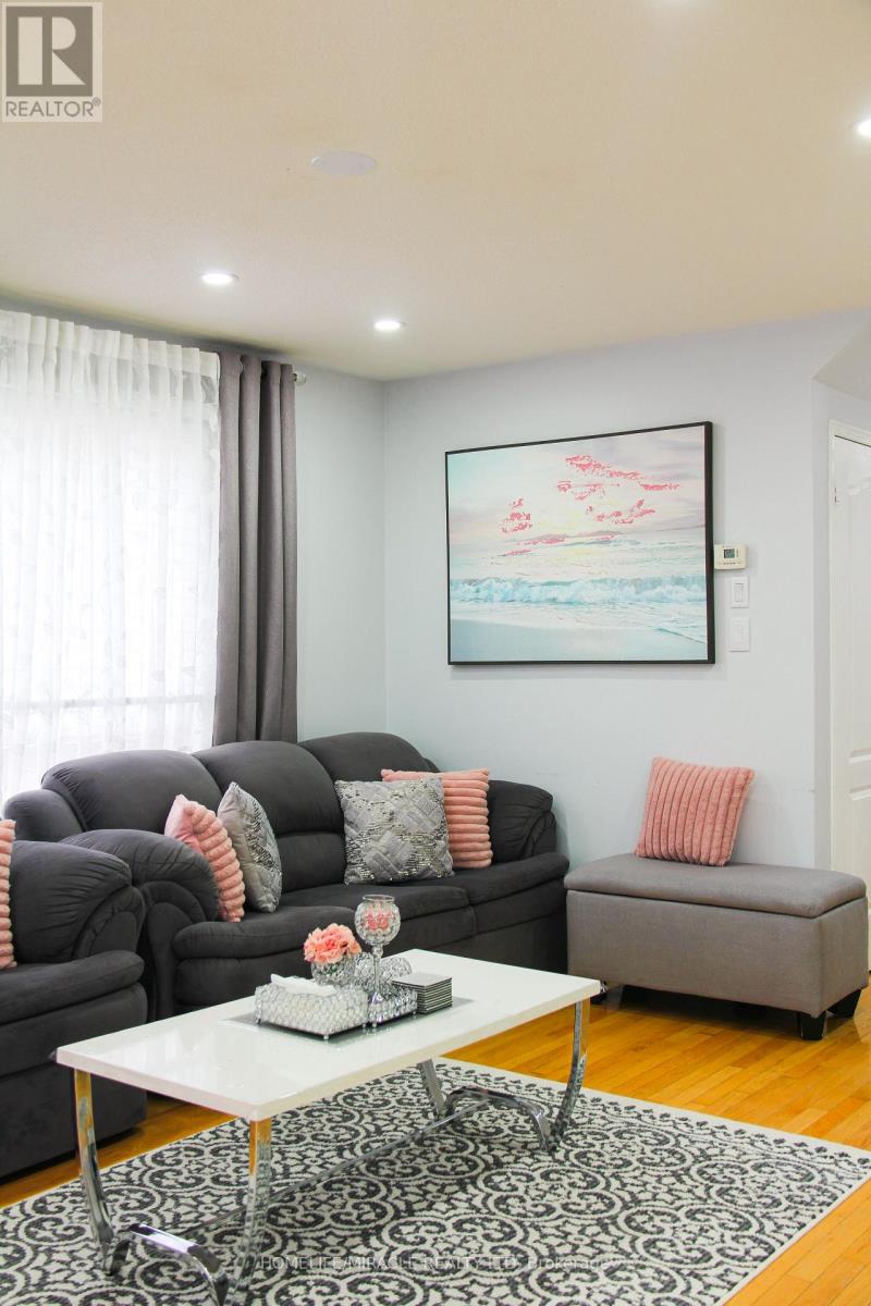 60 BUSHMILL CIRCLE, Brampton (Fletcher's Meadow), Ontario, L7A0K8 — Photo 9