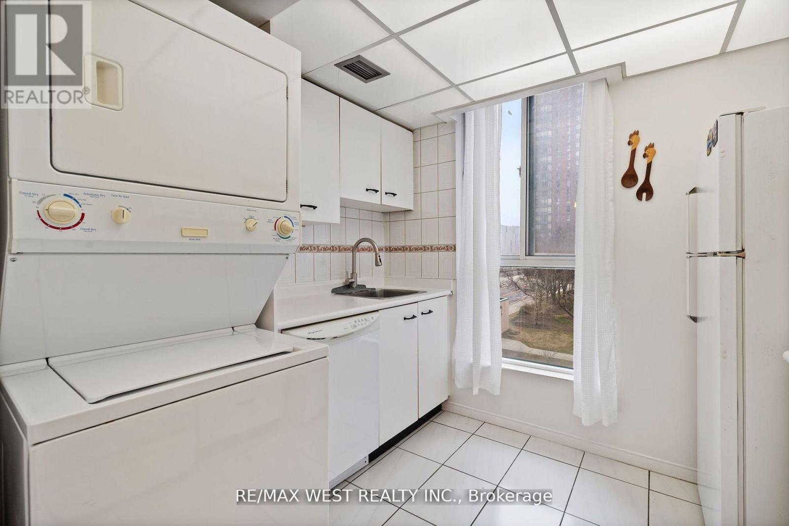 316 - 155 HILLCREST AVENUE, Mississauga (Cooksville), Ontario, L5B3Z2 — Photo 12