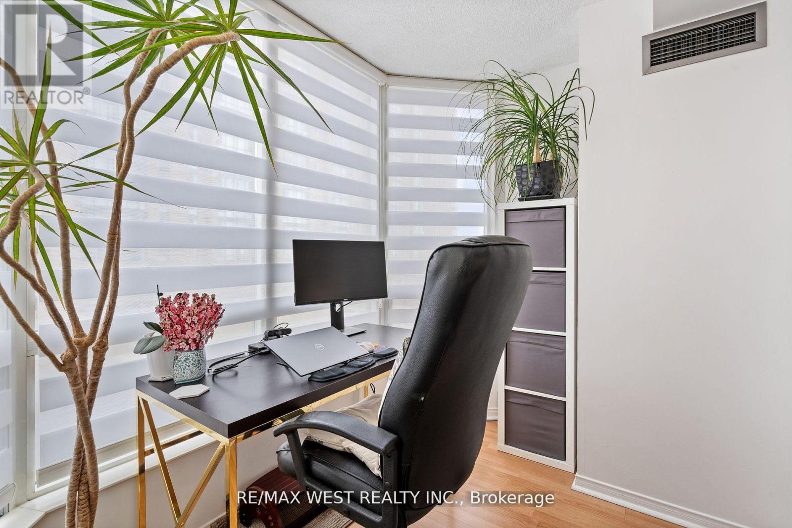 316 - 155 HILLCREST AVENUE, Mississauga (Cooksville), Ontario, L5B3Z2 — Photo 7