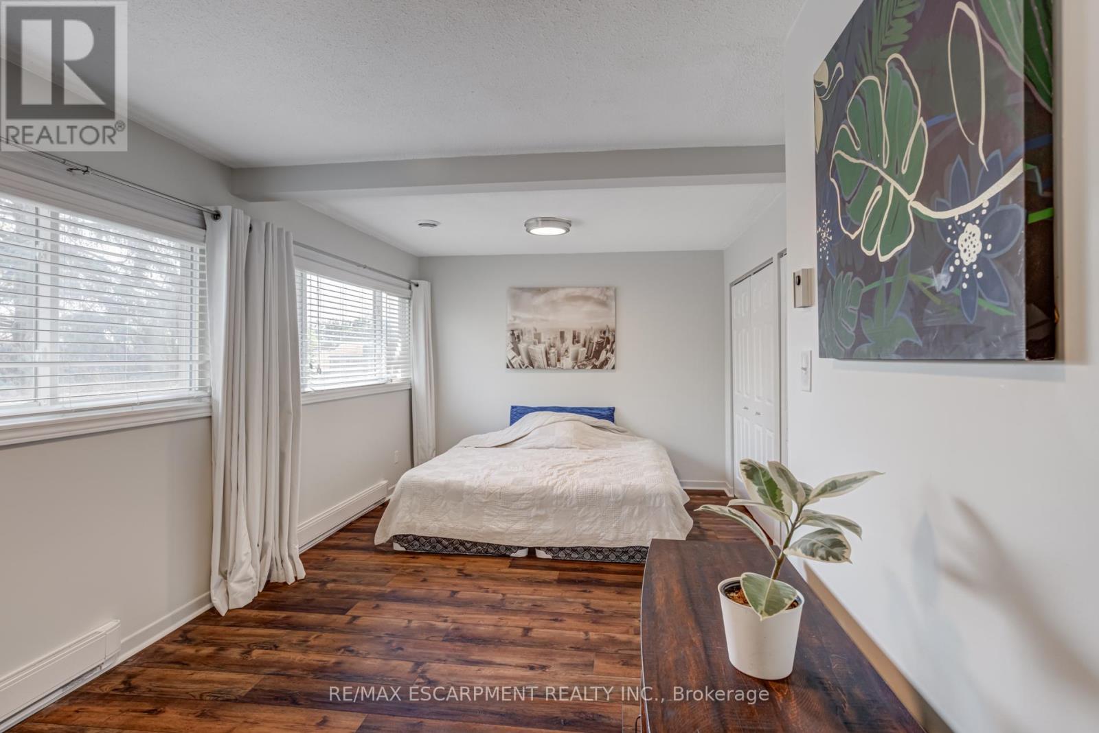 5 - 1560 KERNS ROAD, Burlington (Tyandaga), Ontario, L7P3A7 — Photo 29