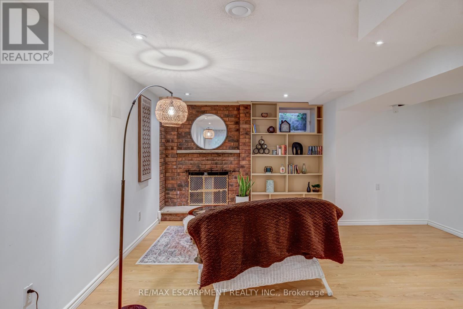 5 - 1560 KERNS ROAD, Burlington (Tyandaga), Ontario, L7P3A7 — Photo 35