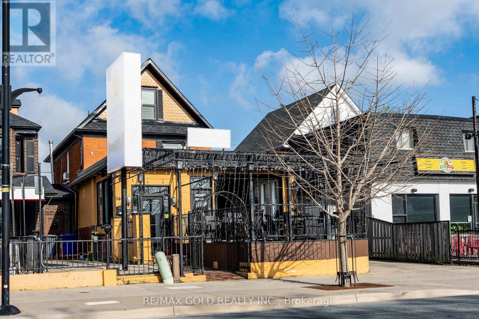 5448 VICTORIA AVENUE, Niagara Falls (Clifton Hill), Ontario, L2G3L2 — Photo 2