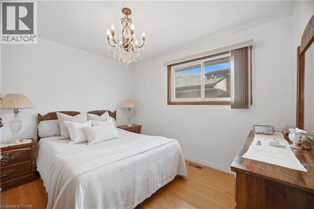 31 SUMMERCREST Drive, Hamilton, Ontario, L8K6G5 — Photo 19