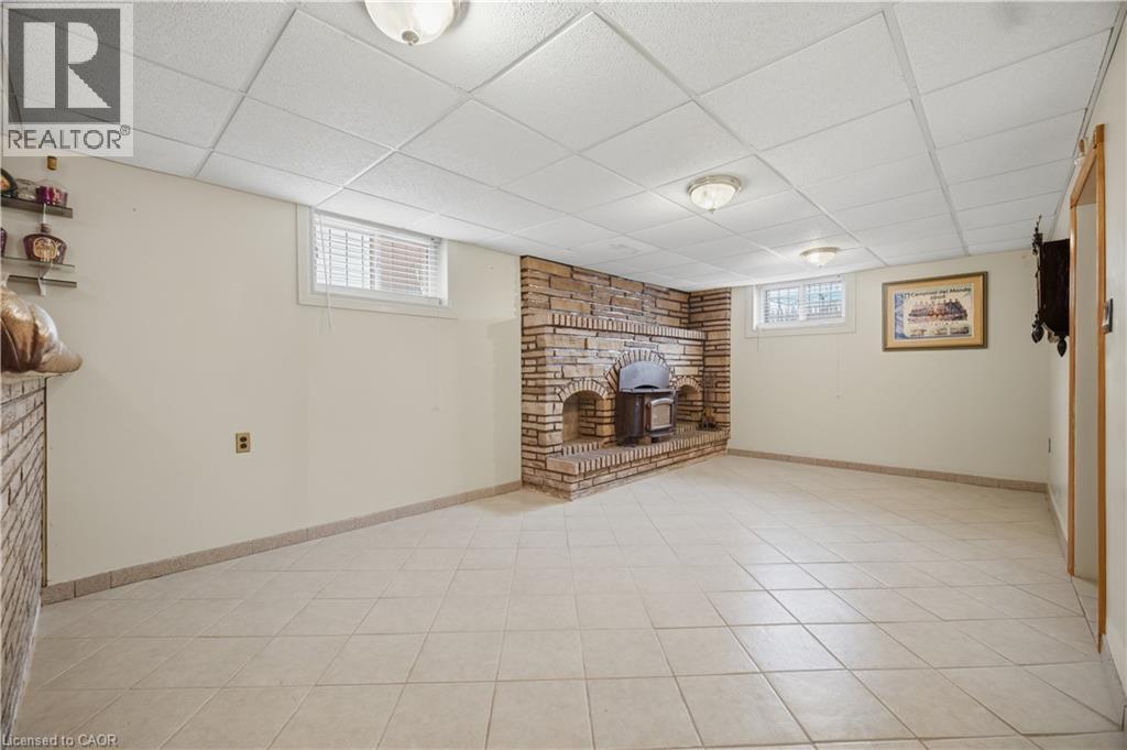 31 SUMMERCREST Drive, Hamilton, Ontario, L8K6G5 — Photo 30