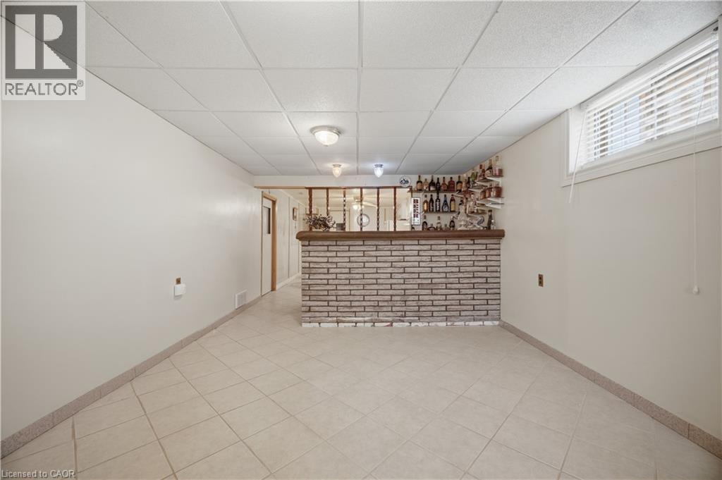 31 SUMMERCREST Drive, Hamilton, Ontario, L8K6G5 — Photo 31