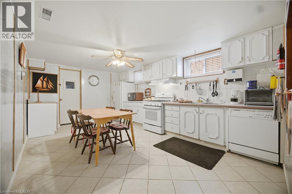 31 SUMMERCREST Drive, Hamilton, Ontario, L8K6G5 — Photo 33