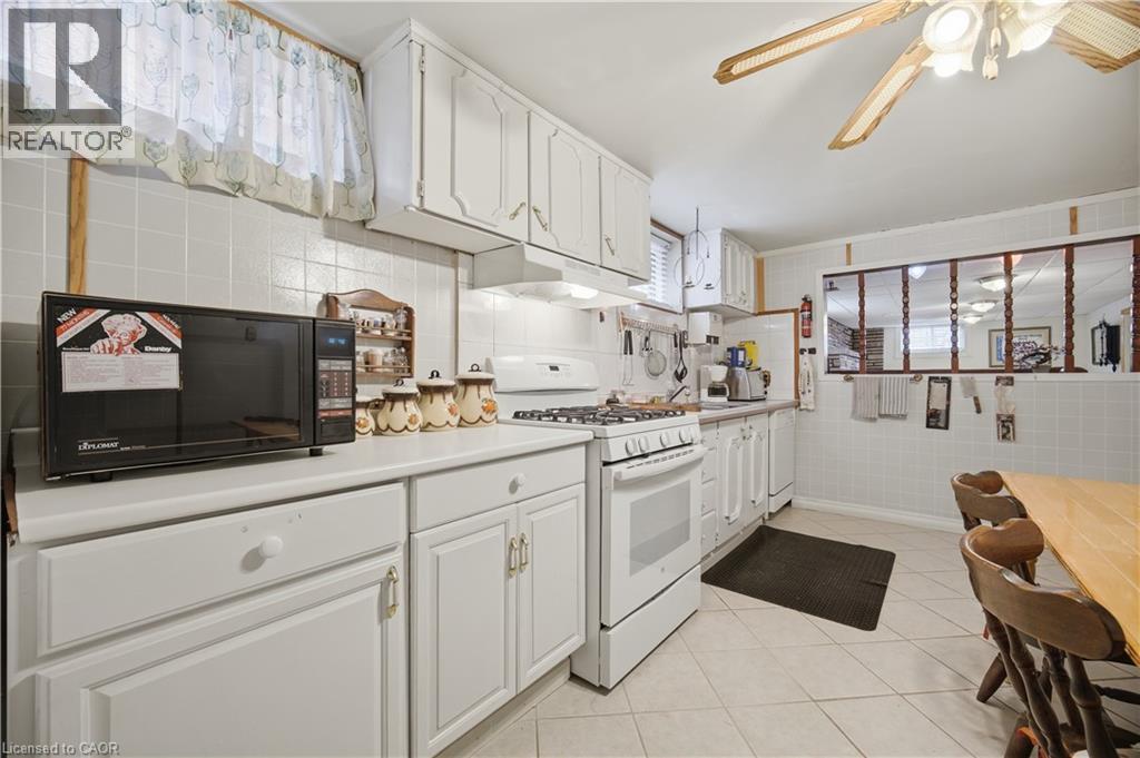 31 SUMMERCREST Drive, Hamilton, Ontario, L8K6G5 — Photo 35