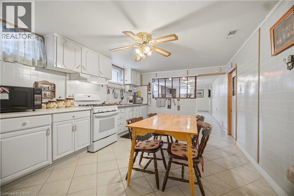 31 SUMMERCREST Drive, Hamilton, Ontario, L8K6G5 — Photo 37