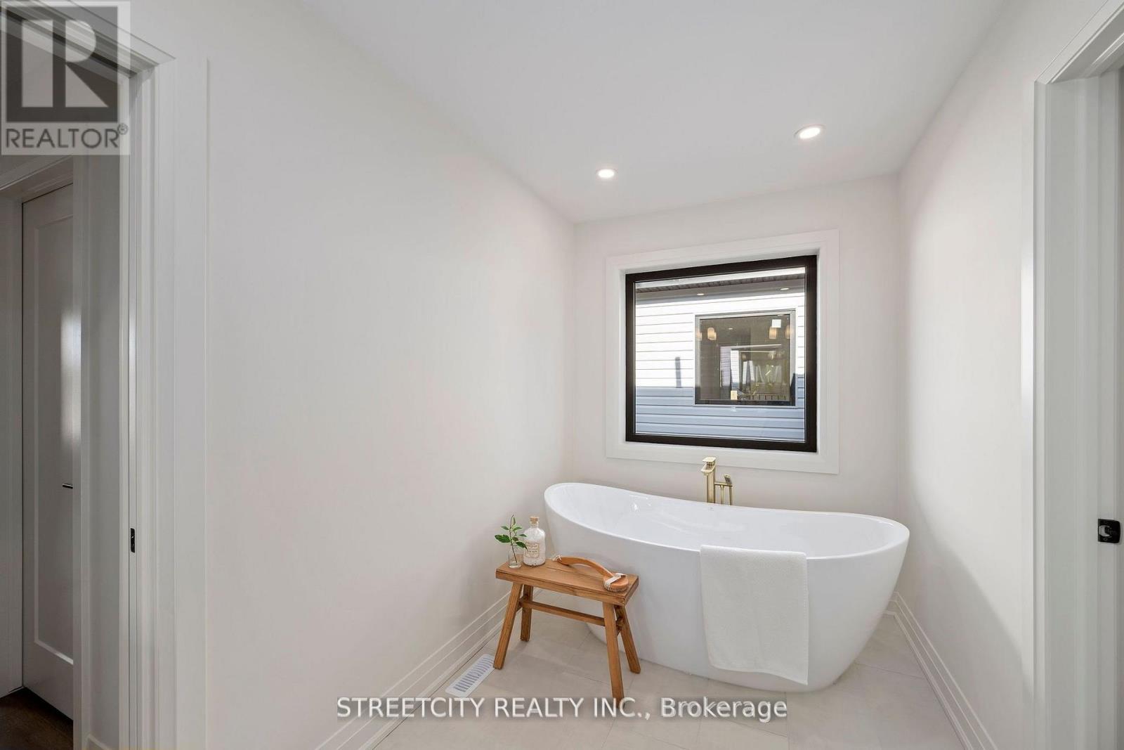 6354 OLD GARRISON BOULEVARD, London South (South V), Ontario, N6P0H3 — Photo 13