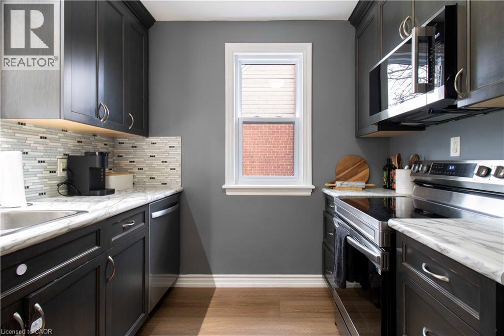 149 E 34TH Street, Hamilton, Ontario, L8V3W7 — Photo 17