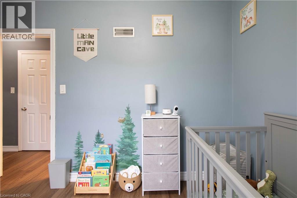 149 E 34TH Street, Hamilton, Ontario, L8V3W7 — Photo 20