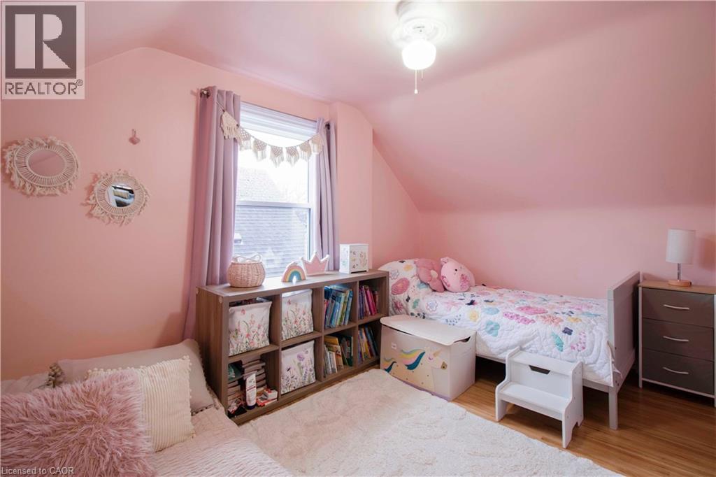 149 E 34TH Street, Hamilton, Ontario, L8V3W7 — Photo 21