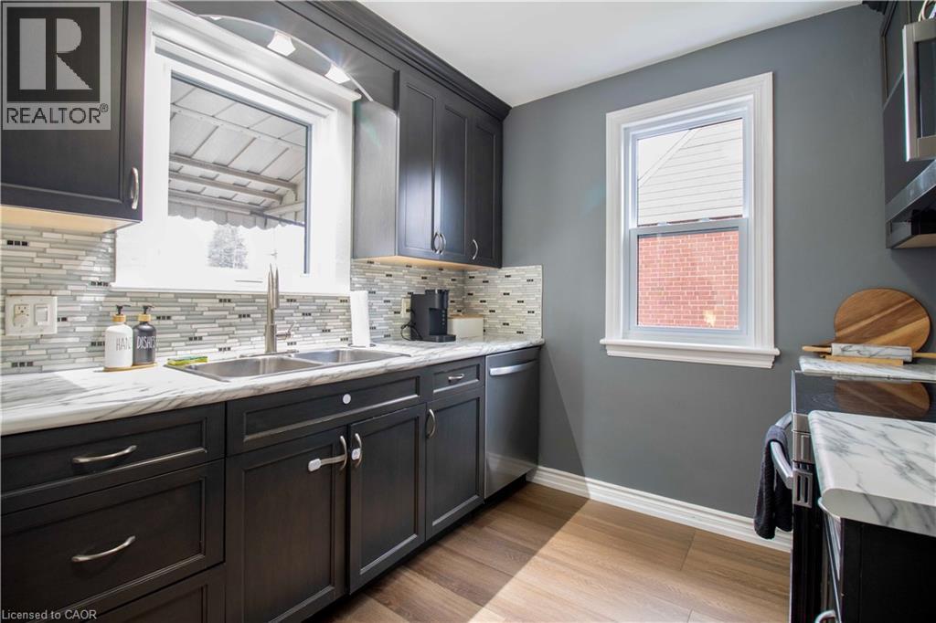 149 E 34TH Street, Hamilton, Ontario, L8V3W7 — Photo 23