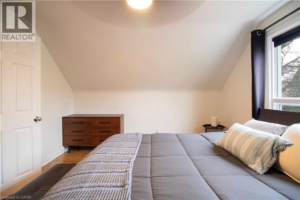 149 E 34TH Street, Hamilton, Ontario, L8V3W7 — Photo 31