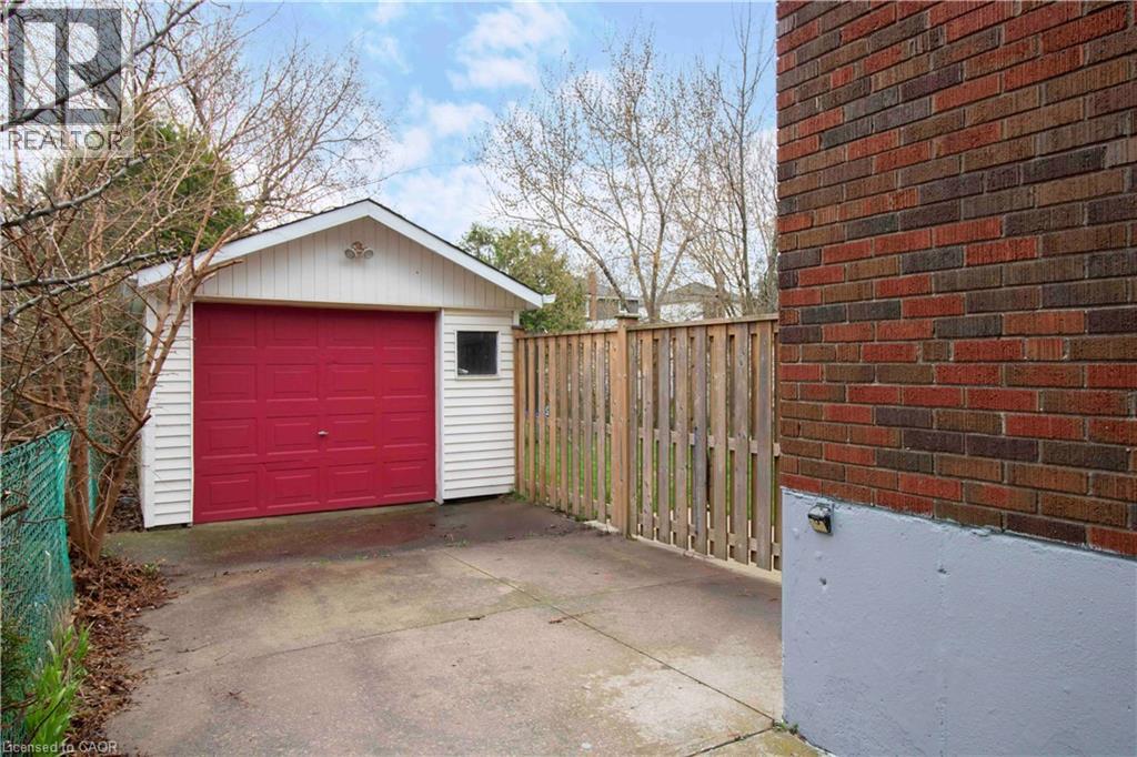 149 E 34TH Street, Hamilton, Ontario, L8V3W7 — Photo 35