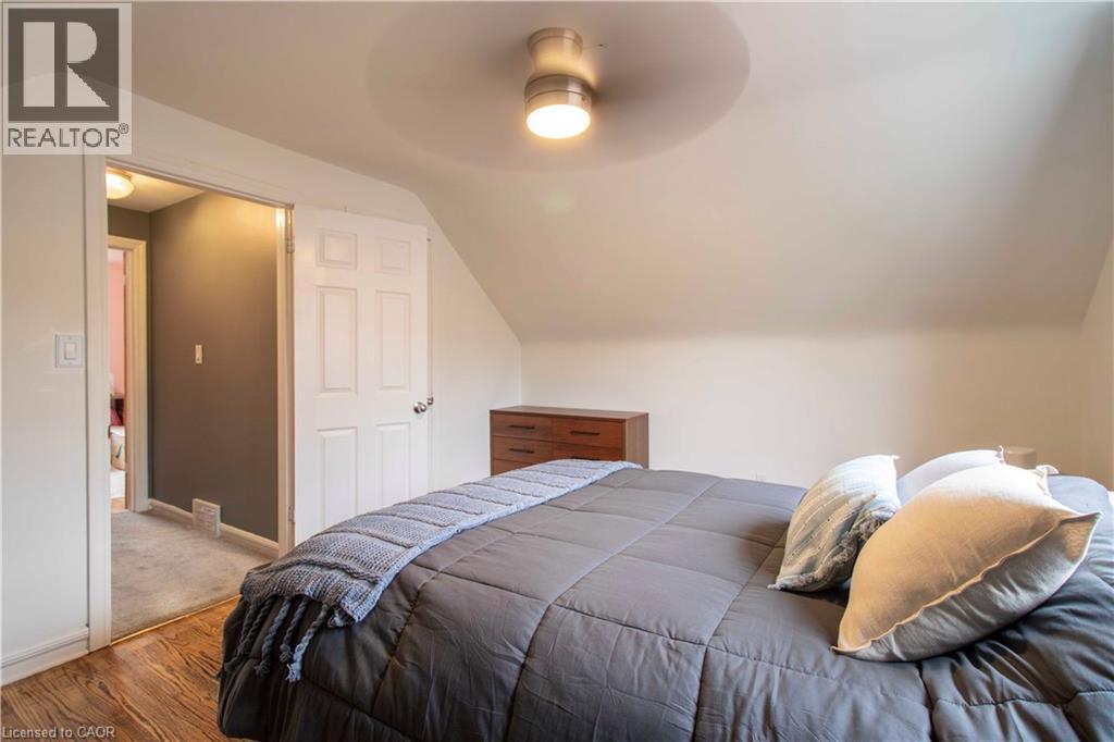 149 E 34TH Street, Hamilton, Ontario, L8V3W7 — Photo 36