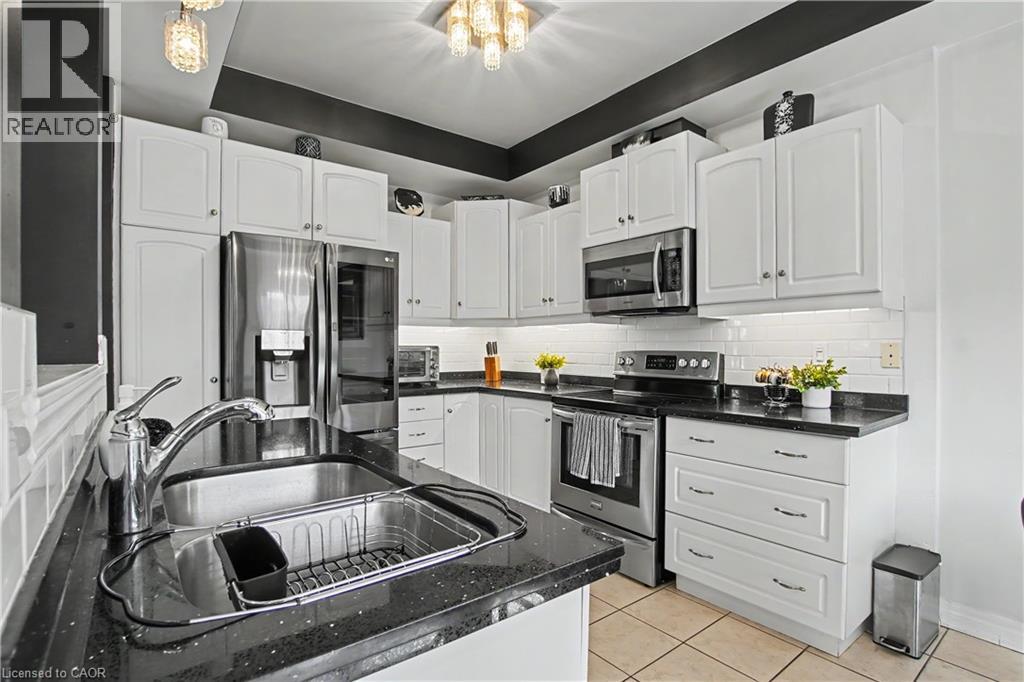 60 CLOVERLEAF Drive Unit# 31, Ancaster, Ontario, L9K1S8 — Photo 13