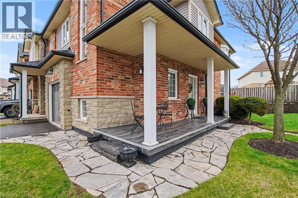 60 CLOVERLEAF Drive Unit# 31, Ancaster, Ontario, L9K1S8 — Photo 3