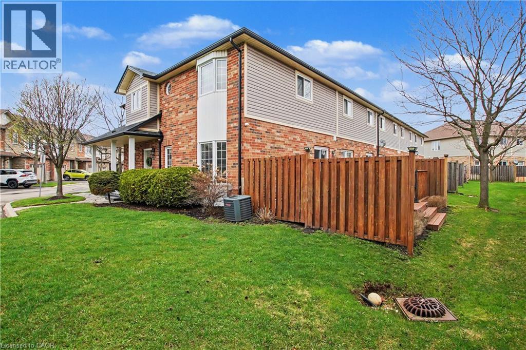 60 CLOVERLEAF Drive Unit# 31, Ancaster, Ontario, L9K1S8 — Photo 33