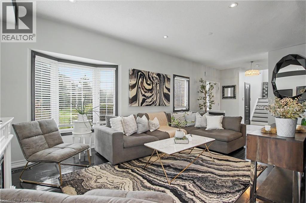 60 CLOVERLEAF Drive Unit# 31, Ancaster, Ontario, L9K1S8 — Photo 9