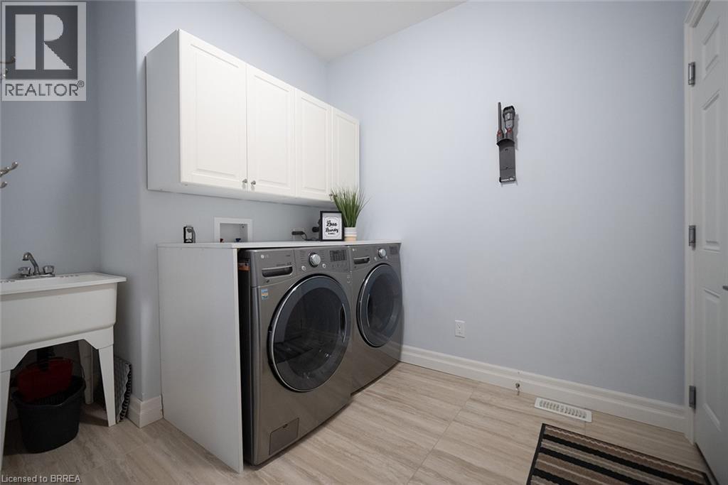 21 TEDLEY Boulevard, Brantford, Ontario, N3T0E3 — Photo 17