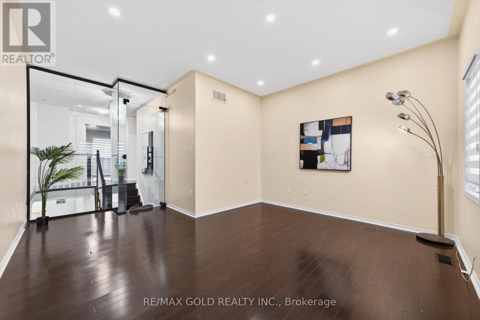 12 LINDERWOOD DRIVE, Brampton (Fletcher's Meadow), Ontario, L7A1R7 — Photo 10