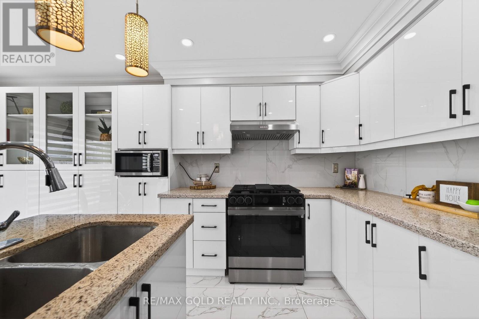 12 LINDERWOOD DRIVE, Brampton (Fletcher's Meadow), Ontario, L7A1R7 — Photo 16