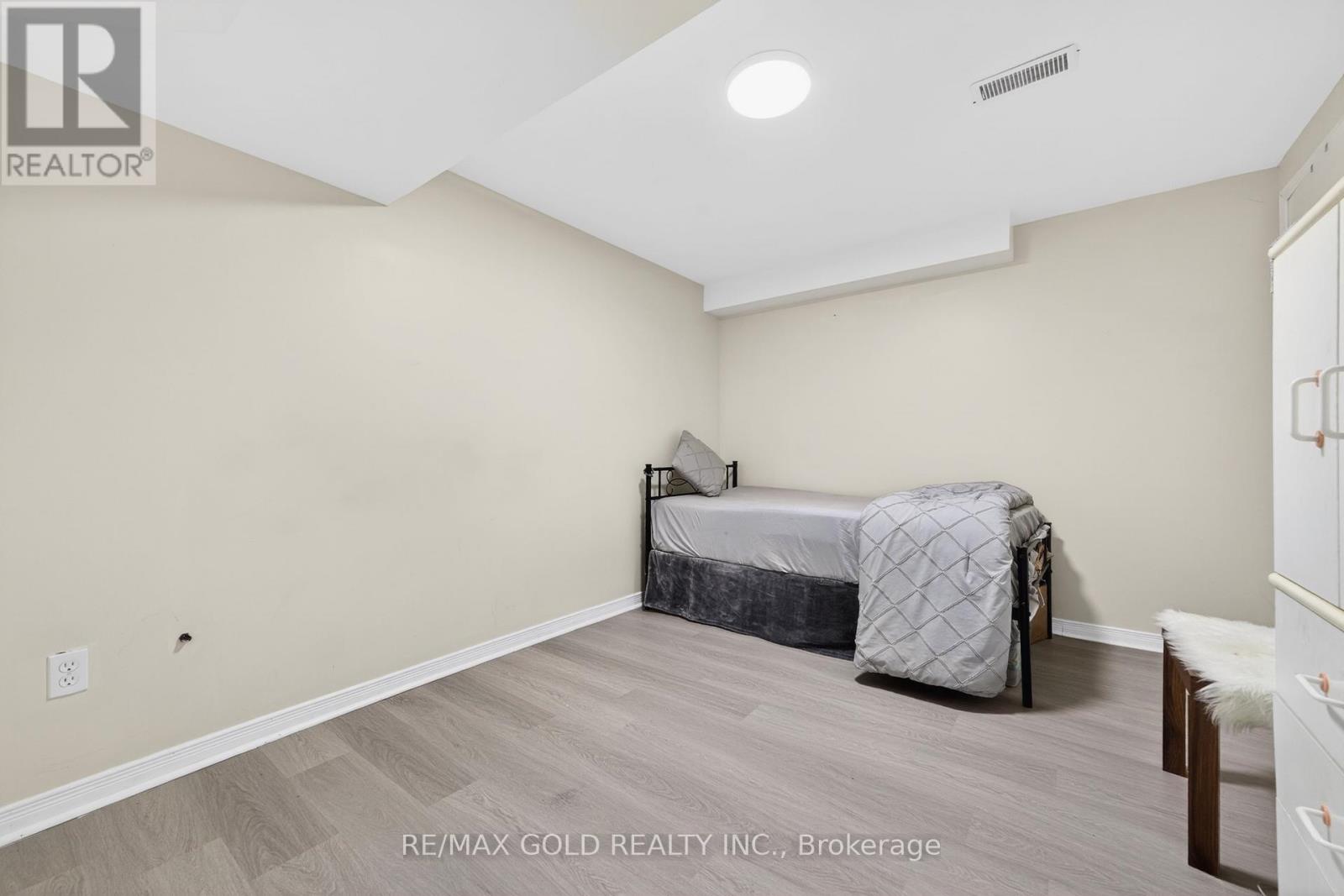 12 LINDERWOOD DRIVE, Brampton (Fletcher's Meadow), Ontario, L7A1R7 — Photo 42